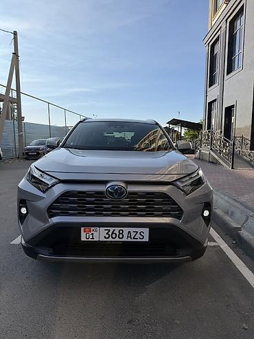 бешка: Toyota RAV4: 2023 г., 2.5 л, Автомат, Гибрид, Кроссовер — 3