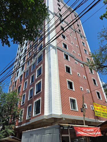 срочно продаётся 1 комнатная квартира в районе ошского рынка по улице кенсуйская: 1 бөлмө, 49 кв. м, Элитка, 3 кабат, ПСО (өзү оңдоп түзөтүп бүтүү үчүн)