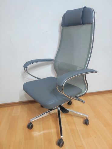 Офисные кресла: Продаю кресло премиум класса "samurai metta", оригинал.Металлический — 2