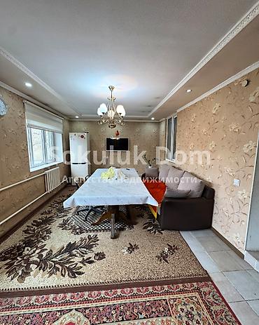 Продажа коттеджей и домов: 🏠Продается дом в с. Сокулук 🟡Комнаты: 4 🟡Участок: 13,5 соток — 10