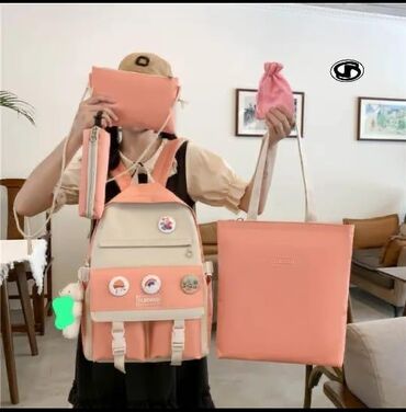 Rukzaklar: Dördlü və beşli çantalar dəsti. Dəstə bir ədəd rəngli və rəngli — 7