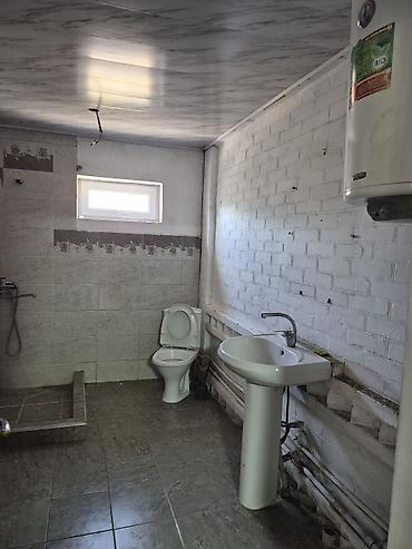 продаю дом дешево: 3 комнаты, 56 м², 4 соток, Сокулук, Риэлтор — 3
