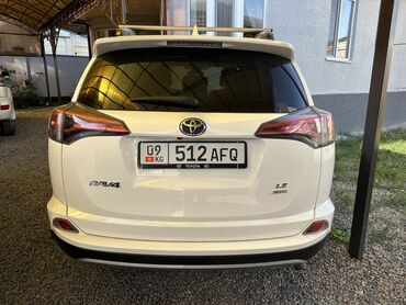 Toyota: Toyota RAV4: 2017 г., 2.5 л, Автомат, Бензин, Кроссовер