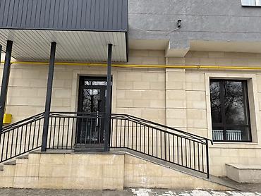 Аренда офисов: Аренда офисов, 40 м², В жилом комплексе, 1 линия, С отдельным входом, С отдельным сан узлом — 18