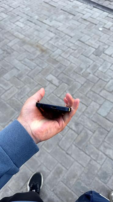 Apple iPhone: IPhone 15 Pro, Б/у, 256 ГБ, 81 % — 8