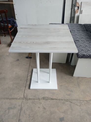 квадрат скл: Кухонный Стол, цвет - Серый, Новый