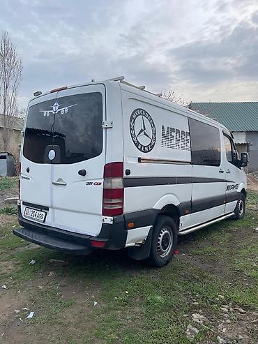 Коммерческий транспорт: Легкий грузовик, Mercedes-Benz, Новый — 6