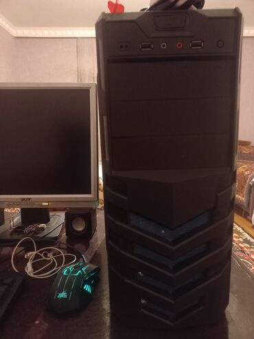 Masaüstü kompüterlər və iş stansiyaları: Masaüstü kompüter komplekti Tərkib: - Sistem bloku: qabaq paneldə 2x — 2