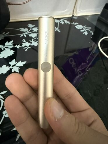 Qəlyan, vayp və aksesuarları: Məhsul: IQOS cihazı (elektron tütün qızdırıcı) Xüsusiyyətlər: - — 9