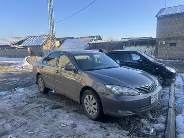 Toyota: Toyota Camry: 2004 г., 2.4 л, Механика, Бензин, Седан