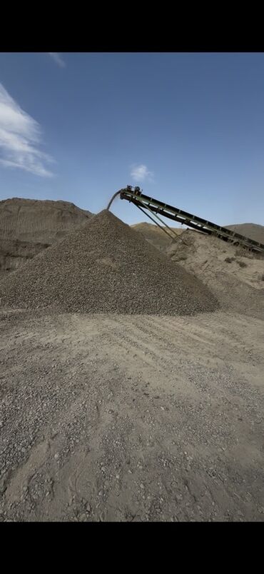 емкость для сыпучих: Щебёночно-гравийная смесь (оптималка) для строительства дорог и