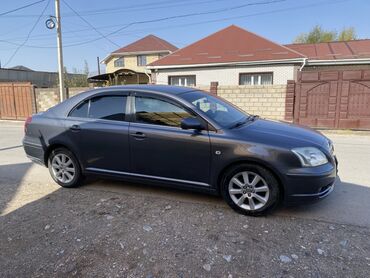 срочно продам авто в связи с переездом: Toyota Avensis: 2004 г., 2 л, Автомат, Дизель, Седан