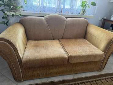 Sofas and couches: 2θεσιος + πολυθρόνα Μεταχειρισμένα έπιπλα σαλονιού σε καφέ χρώμα