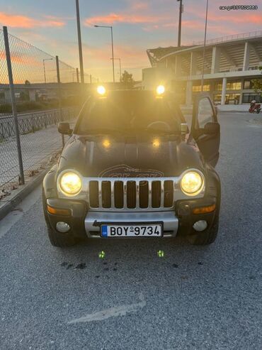 Transport: Jeep Cherokee: 2.8 l | 2004 year 253000 km. SUV/4x4