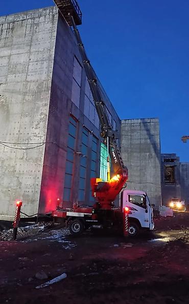 Услуги автовышки: Стрела 30 м, 400 т — 9