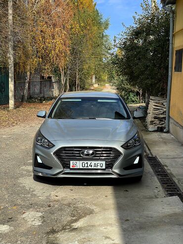 продаю хундай аксент: Hyundai Sonata: 2018 г., 2 л, Автомат, Газ, Седан