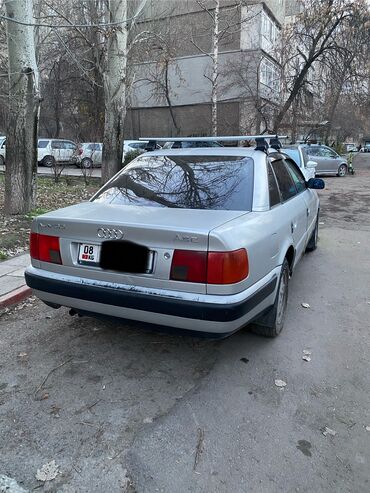 Audi: Audi 100: 1991 г., 2 л, Механика, Газ, Седан