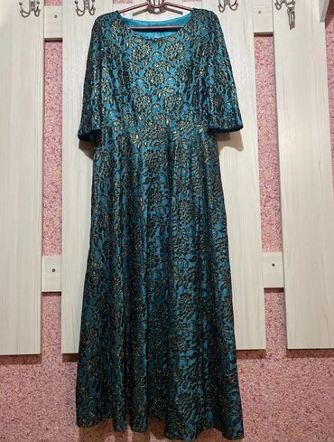 Пальто: Вечернее платье размер 46-48 р