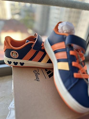 krossovka: Məhsul: Uşaq idman ayaqqabısı – Adidas x Disney Mickey Mouse temalı - — 2