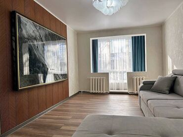 Продажа квартир: 2 комнаты, 43 м², 104 серия, 4 этаж, Евроремонт