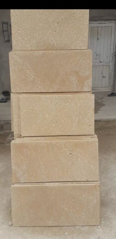 Kafel və metlax: Açıq bej rəngli, düzbucaqlı formalı kafel. Bu kafel müxtəlif -da lalafo.az — 17 Kafel və metlax: Açıq bej rəngli, düzbucaqlı formalı kafel. Bu kafel müxtəlif — 17