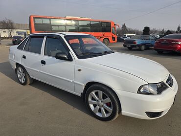 дел нексия: Daewoo Nexia: 2010 г., 1.5 л, Механика, Бензин, Седан