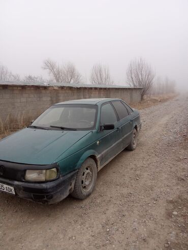 volkswagen passat 1992: Volkswagen Passat: 1992 г., 1.8 л, Механика, Бензин, Седан