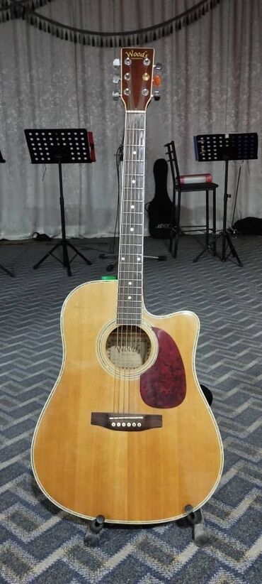 Гитары: Продам электроакустическую гитару фирма Wood's в хорошем состоянии