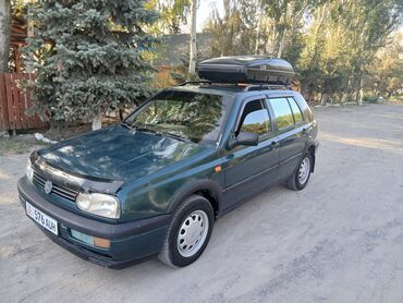 Volkswagen: Volkswagen Golf: 1993 г., 1.8 л, Механика, Бензин, Хэтчбэк