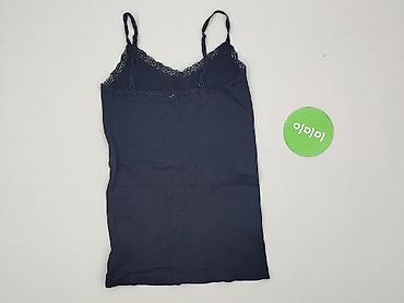 top marks: Women`s top, size S — 3
