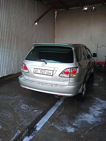 Lexus RX: 2001 г., 3 л, Автомат, Бензин, Кроссовер at lalafo.kg Lexus RX: 2001 г., 3 л, Автомат, Бензин, Кроссовер