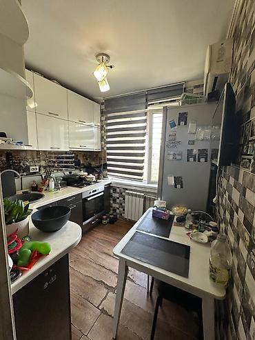 Продажа квартир: 3 комнаты, 55 м², 10 мкр 104 серия, 4 этаж, Косметический ремонт — 6