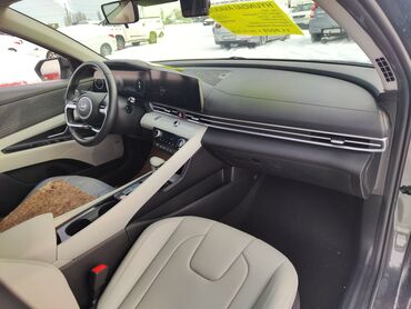 Hyundai: Hyundai Avante: 2021 г., 1.6 л, Автомат, Газ, Седан — 4