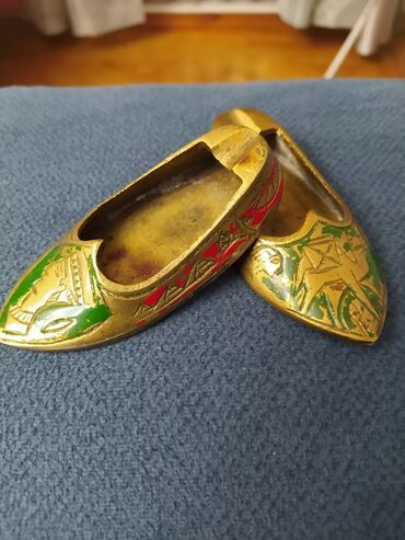 Антиквариат: Башмаки-пепельницы(латунь ) .антиквар.окончательно, смотреть все — 23