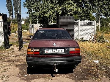 лючок jetta: Volkswagen Passat: 1989 г., 1.6 л, Механика, Бензин, Седан — 3