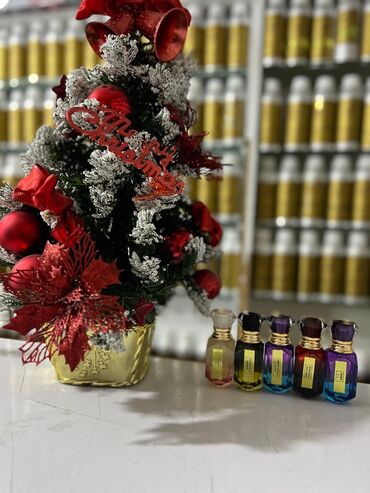 Ətriyyat: 4 gun qalci duxlar 1 i 20 manat catdirlma var — 10