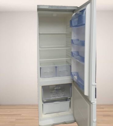 сенсорный плита бу: Холодильник Biryusa, Б/у, Двухкамерный, 180 *