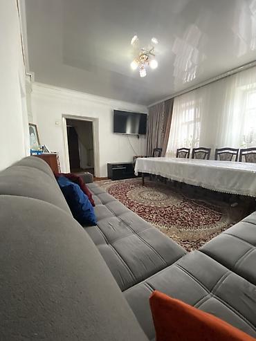 Продажа коттеджей и домов: 5 комнат, 110 м², 5 соток, Бишкек, Пишпек Собственник — 4