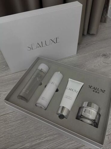 Косметика: SEALUXE Набор люксовой швейцарской косметики Sealuxe Hydra Genesis Set