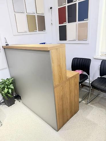 Стойка ресепшн, 125 см * 140 см * 60 см, Б/у at lalafo.kg Стойка ресепшн, 125 см * 140 см * 60 см, Б/у