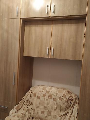 Шифоньеры, шкафы для одежды: Продается встроенный шкаф очень вместительный и удобный.Очень много — 2