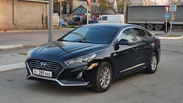 Hyundai: Сдаю легковую автомобиль под такси
