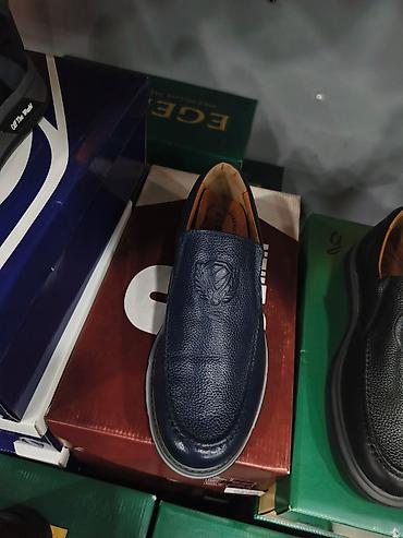 Ayaqqabılar: Kişi ayaqqabıları – klassik və gündəlik modellər - Material: qara və — 12