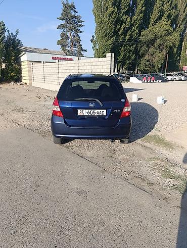 70 camry: Honda Fit: 2003 г., Хэтчбэк — 4