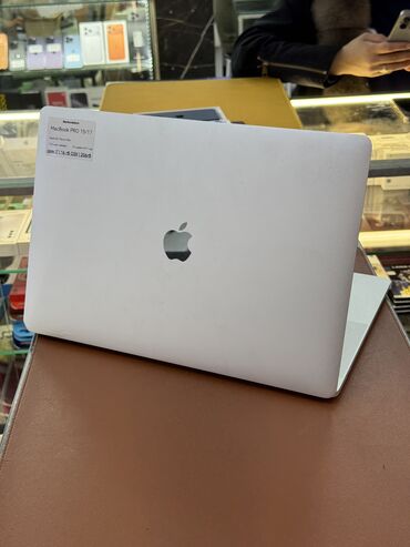 Ноутбуки: Ноутбук, Apple, 16 ГБ ОЗУ, Intel Core i7, 15.4 ", Б/у, Игровой, память SSD — 2