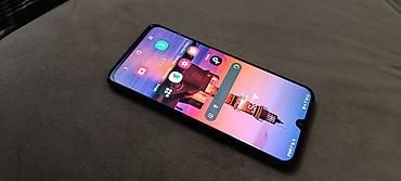 Samsung Galaxy A40, 64 GB, rəng - Boz, İki sim kartlı