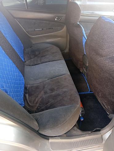 Mitsubishi: Mitsubishi Galant: 1998 г., 2 л, Механика, Бензин, Седан — 11