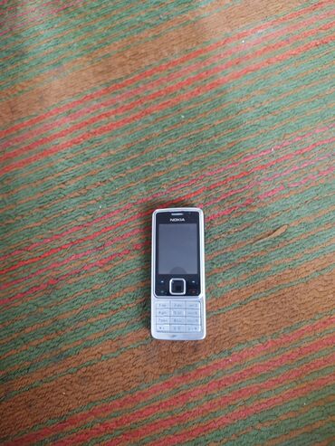 nokia 6100: Nokia 2.4, Колдонулган, 2 GB, түсү - Кара, 1 SIM