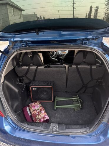 газовое оборудование на машину: Honda Fit: 2005 г., 1.3 л, Автомат, Бензин, Хэтчбэк