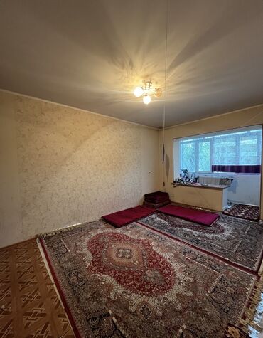 куплю квартиру 1 комнатный: 1 комната, 35 м², 105 серия, 1 этаж, Старый ремонт